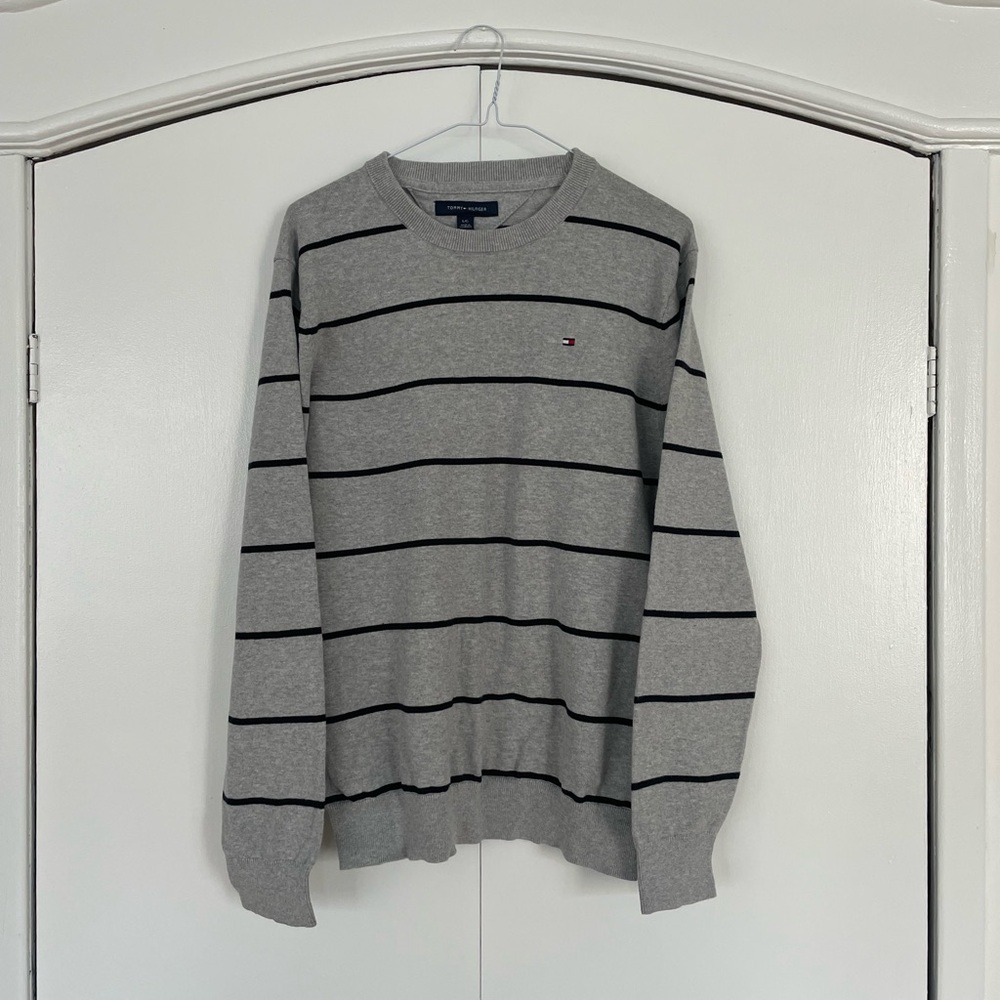 Tommy Hilfiger Gray and Black Striped Sweater size L, 100% cotton